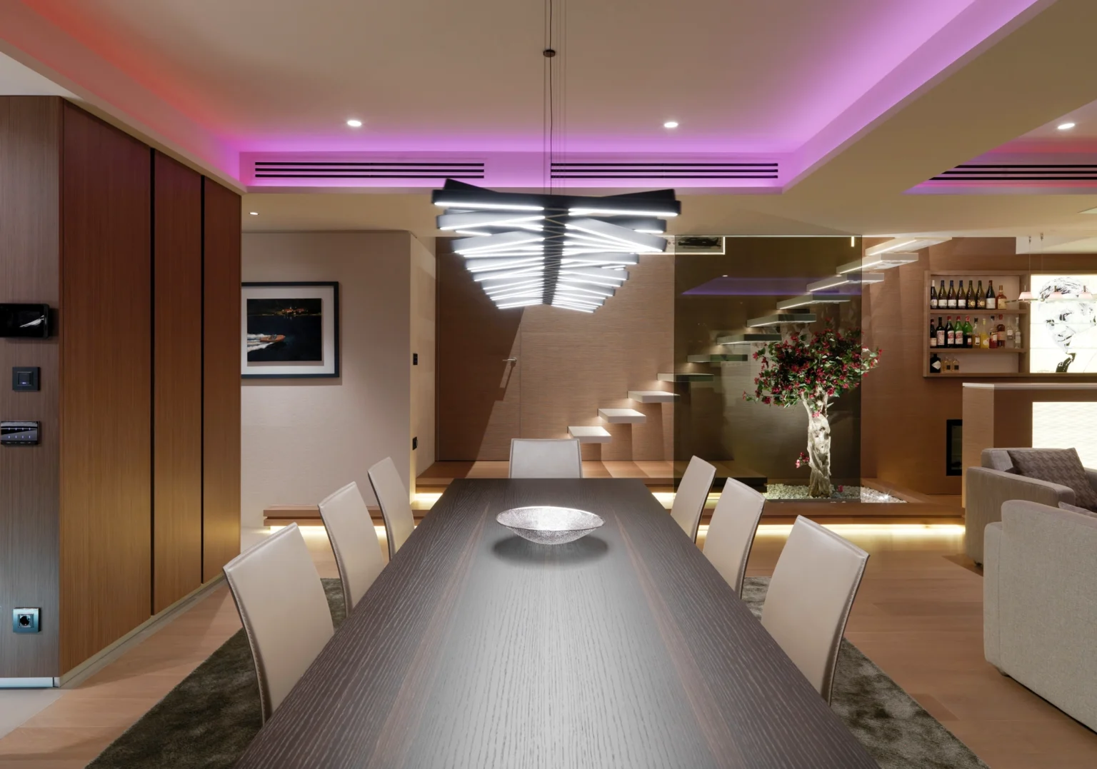 Scala autoportante, con gradini illuminati con led, scala moderna di design in soggiorno lusso